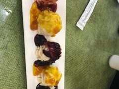 蜜桃山药泥-桃子餐厅·天津菜(红星路直营店)