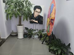 -视野联行眼镜•蔡司•依视路(温江店)