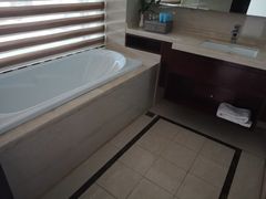 -兴芮温泉度假区