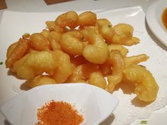 软炸虾仁-闫府私房菜·百年鲁菜(恒隆店)