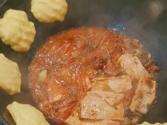 -哈尔滨烧烤·山河村铁锅炖(交大店)