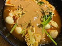 -万记麻辣烫国展总店