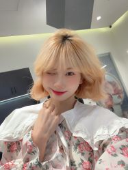 -BULB STUDIO 巴柏明星发型工作室