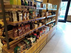 零售区-星巴克(北辰西路店)