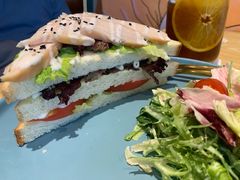 -ZING COFFEE 镜咖啡