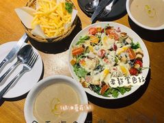 -JINNS锦时 steak&pizza(浸信会礼拜堂旧址店)
