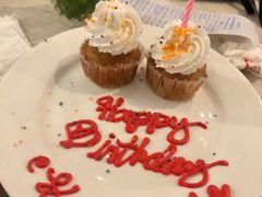 -Cha Cha's Beach Cafe
