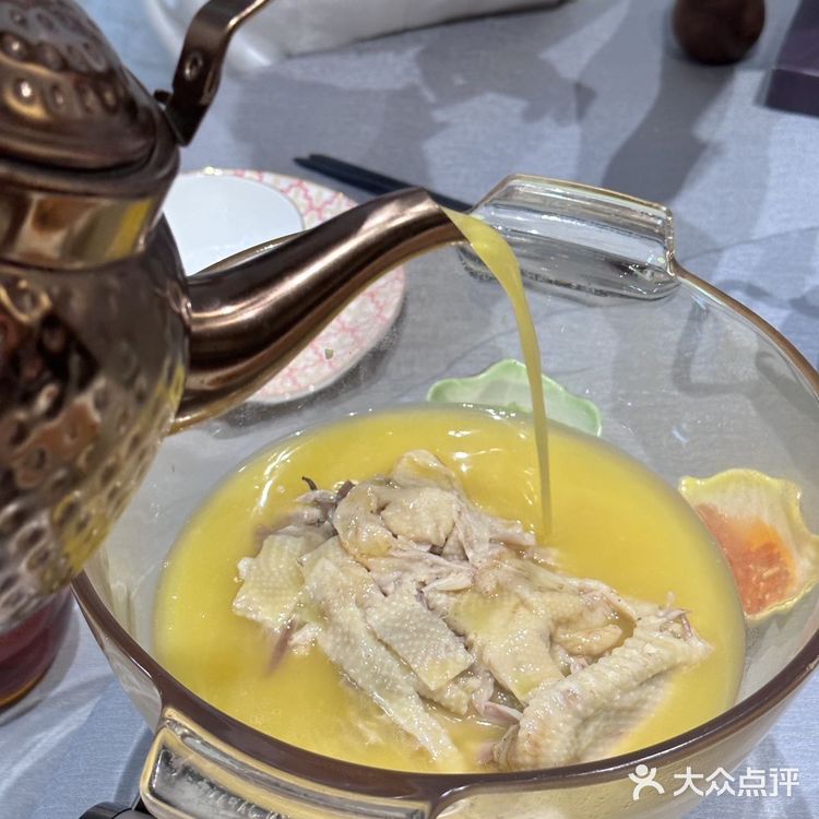 有一处静谧的私宴餐厅，专为追求品质生活的您打造