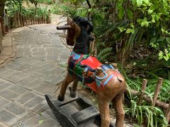-呀路古热带植物园-恐龙馆