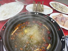 -花苑美食横琴生蚝火锅(拱北粤华路店)
