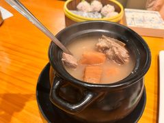 -莲餐厅·湖北菜·潜江小龙虾店(愚园路店)