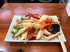 素拼凉菜-手擀菠菜面(西康路店)