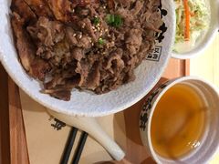 -熊吞·大碗丼烧肉饭(济宁万达广场店)
