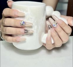 -斯馨·健康美甲美睫