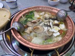 -阿婆情腊排骨火锅(金虹路店)