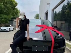 -TESLA 特斯拉(北京颐堤港体验店)