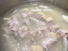 -椰夫人·养生椰子鸡(黄埔时代城店)