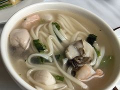 -宾朋海鲜特色美食餐厅·纯手工鲅鱼水饺(兴海路店)