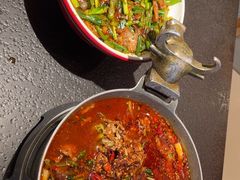 -万重锦·人文川菜馆(骡马市店)