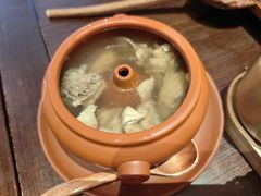 -银米·云南传统过桥米线(双廊黑金冠店)