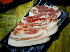 -哈哈碳都·牛肋条无限自助烤肉(台江万达店)