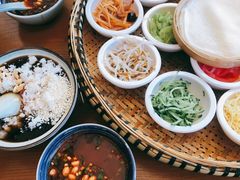 -包整·丝娃娃(一览甲秀楼风景店)