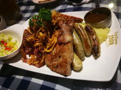 -皇冠自酿啤酒坊(中国红街5号楼店)