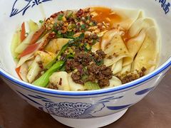 精品三合一-小老三汉中热米皮(钟楼店)