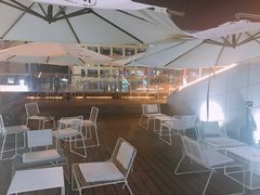 -UNI UNI(环亚凯瑟琳店)