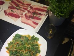 -牛味道炭火烤肉(湖前总店)