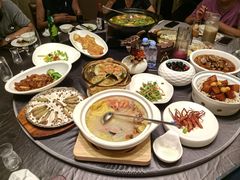 -骏莱海鲜鱼港(五角场店)