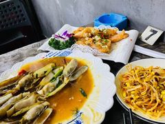 -美味海鲜大排档(明发美食地标店)