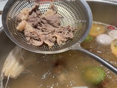 -犇鼎牛潮汕牛肉火锅(新辰里学清路店)