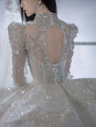 -艾米丽婚纱礼服