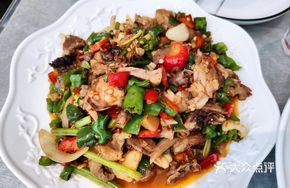 Spicy Stir-Fried Boneless Meat