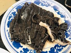 黑百叶-洪运轩饭庄(北纬路店)