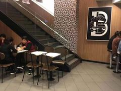 -麦当劳(百联西郊购物中心店)