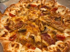 新奥尔良风情烤肉比萨-必胜客(东大桥店)