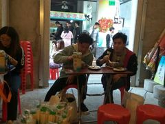 -陈老添美食店(宝华路店)