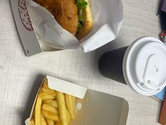-必胜客(绿地新都会店)