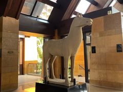 -三亚湾海居铂尔曼度假酒店