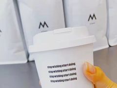 -M Stand(上海人民广场来福士店)