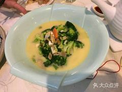 -尚一汤 广东炖汤(金桥国际店)