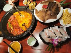 -袁老四重庆老火锅(桐梓坡店)
