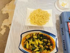 -霄汉牛三鲜湖北砂锅菜(万松园2店)
