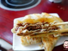 三皮两馅肉饼-北京清真房记小吃店