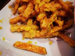 咸蛋黄焗南瓜-粗粮人家·东北菜(洋桥店)