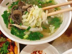 -杨三孃跷脚牛肉(玉双路店)
