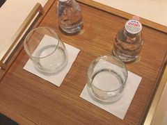 lv店里给的依云小水水-乐蓬马歇百货公司(Rive Gauche)