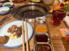 -明洞阿姨·韩式酱蟹烤肉·创意料理(三元桥店)